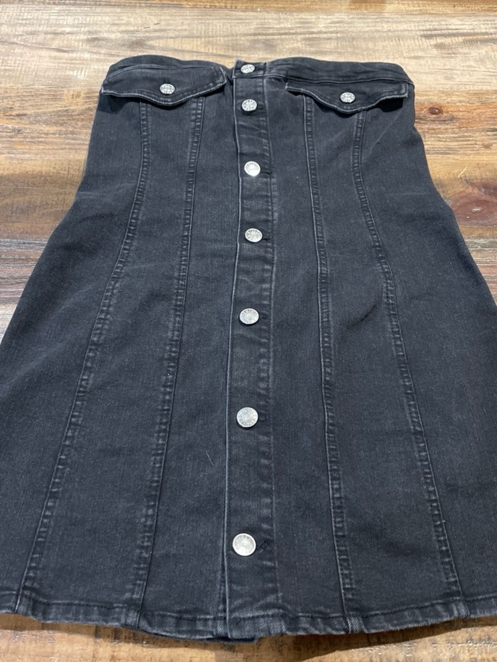 Love Tree Black Strapless Button-Front Denim Dress